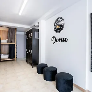  Hostal Guest