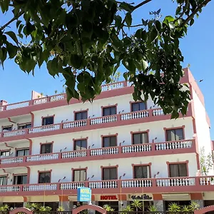 Boutique Marina S. Roque Hotel